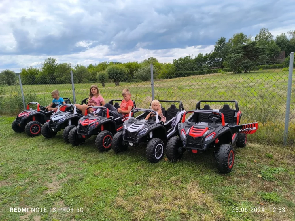 Quady i pojazdy dla dzieci w Przystani Lisów
